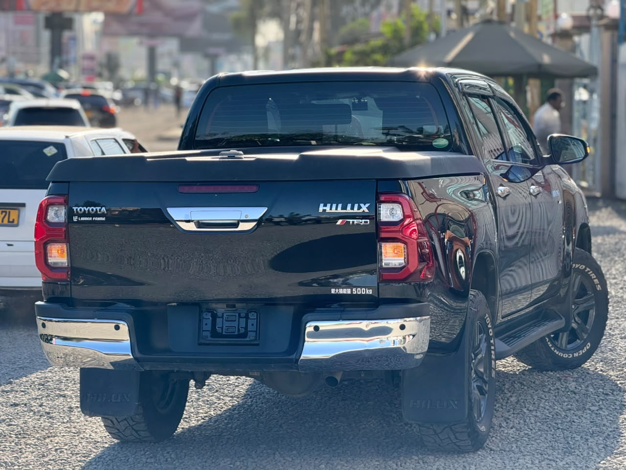 Vehicle photo 4
