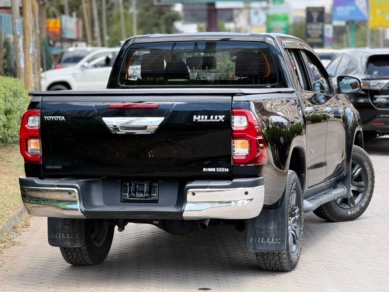 Vehicle photo 4