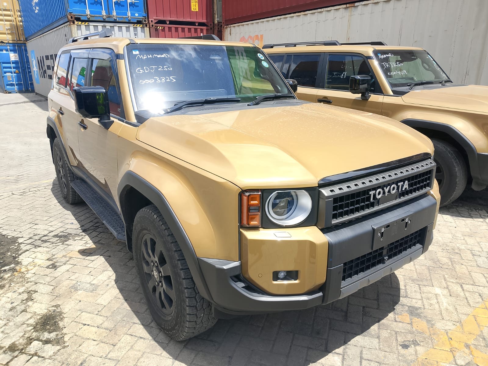 Toyota LANDCRUISER PRADO