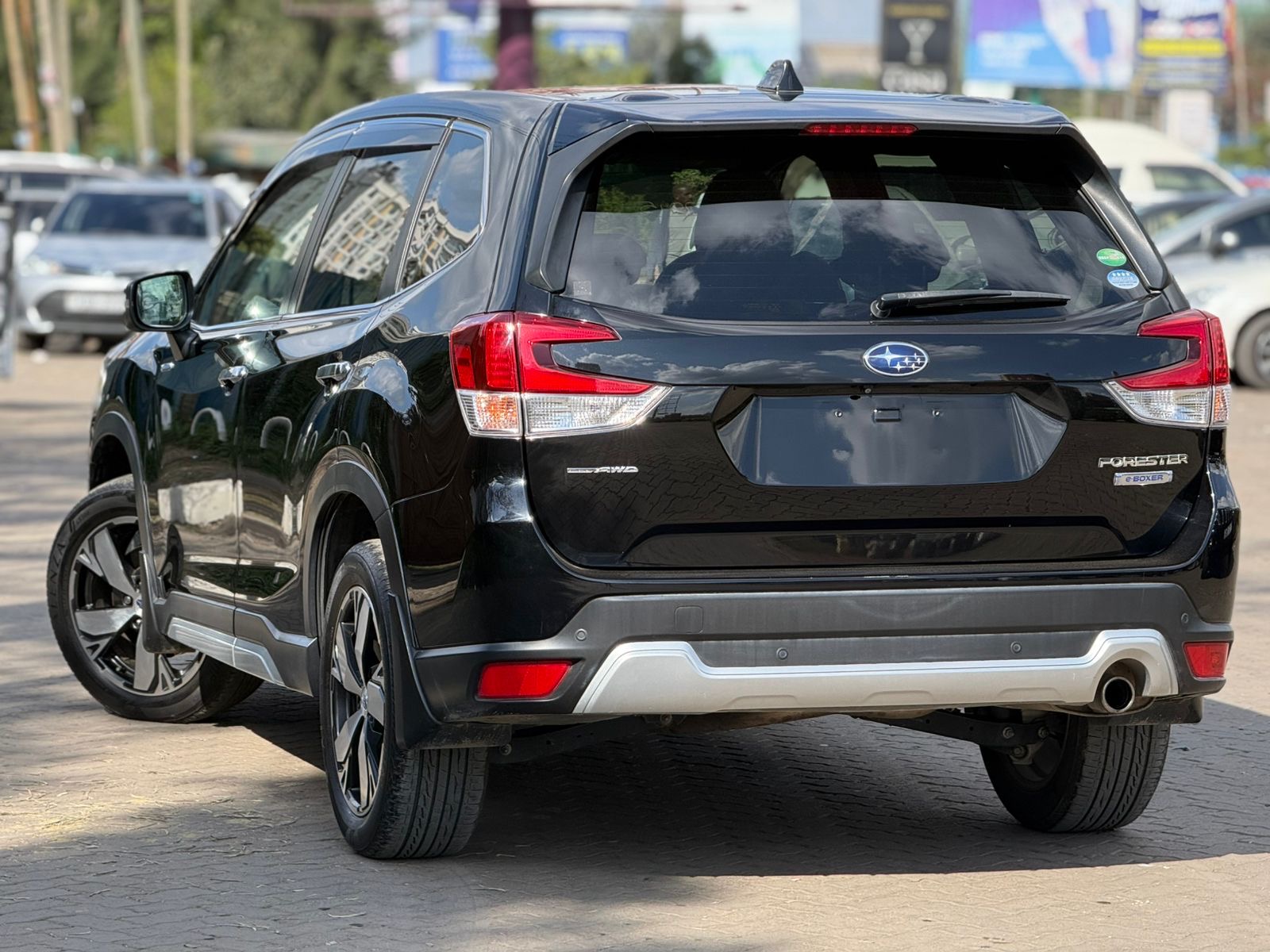 Vehicle photo 2
