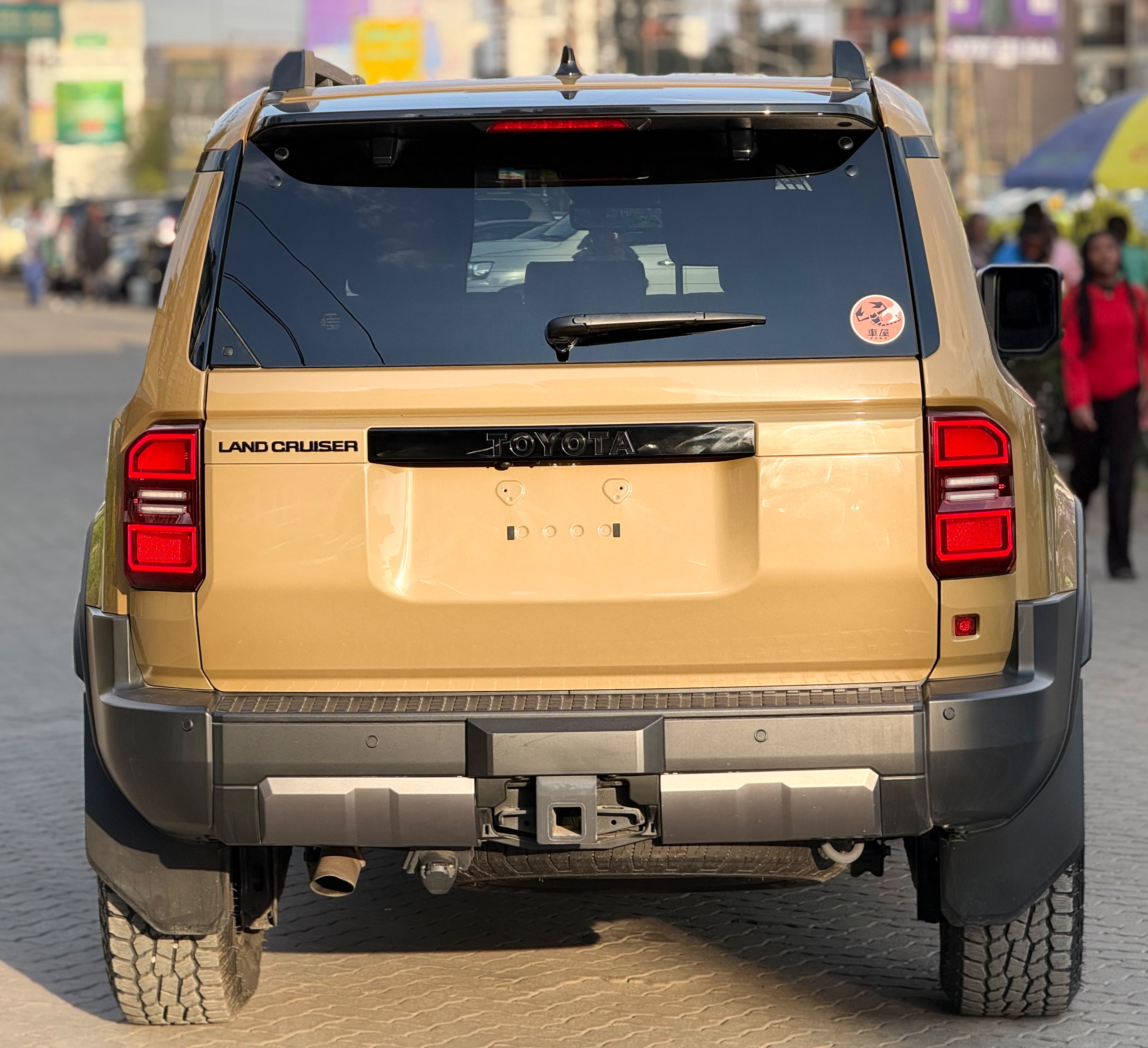Vehicle photo 4