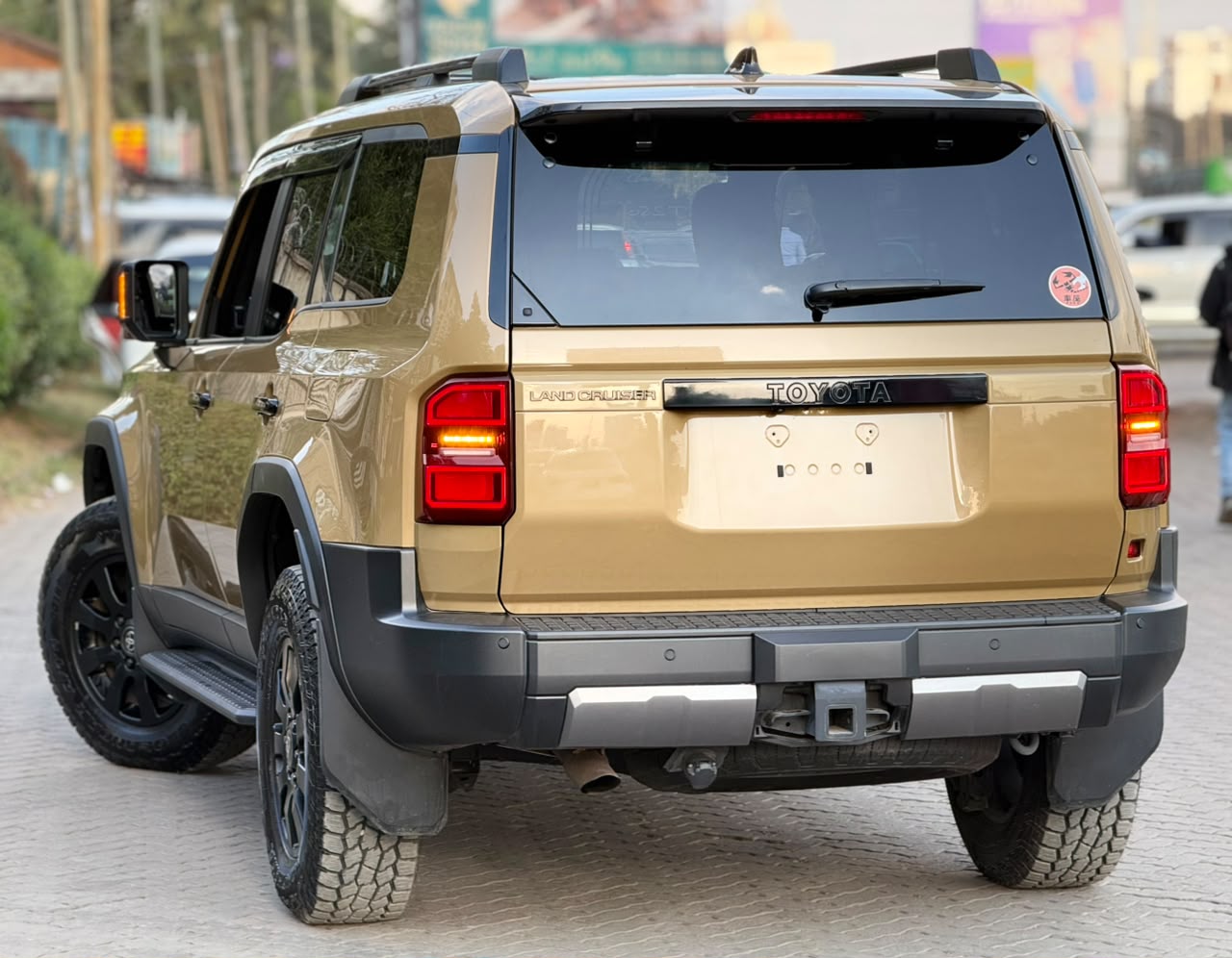 Vehicle photo 2