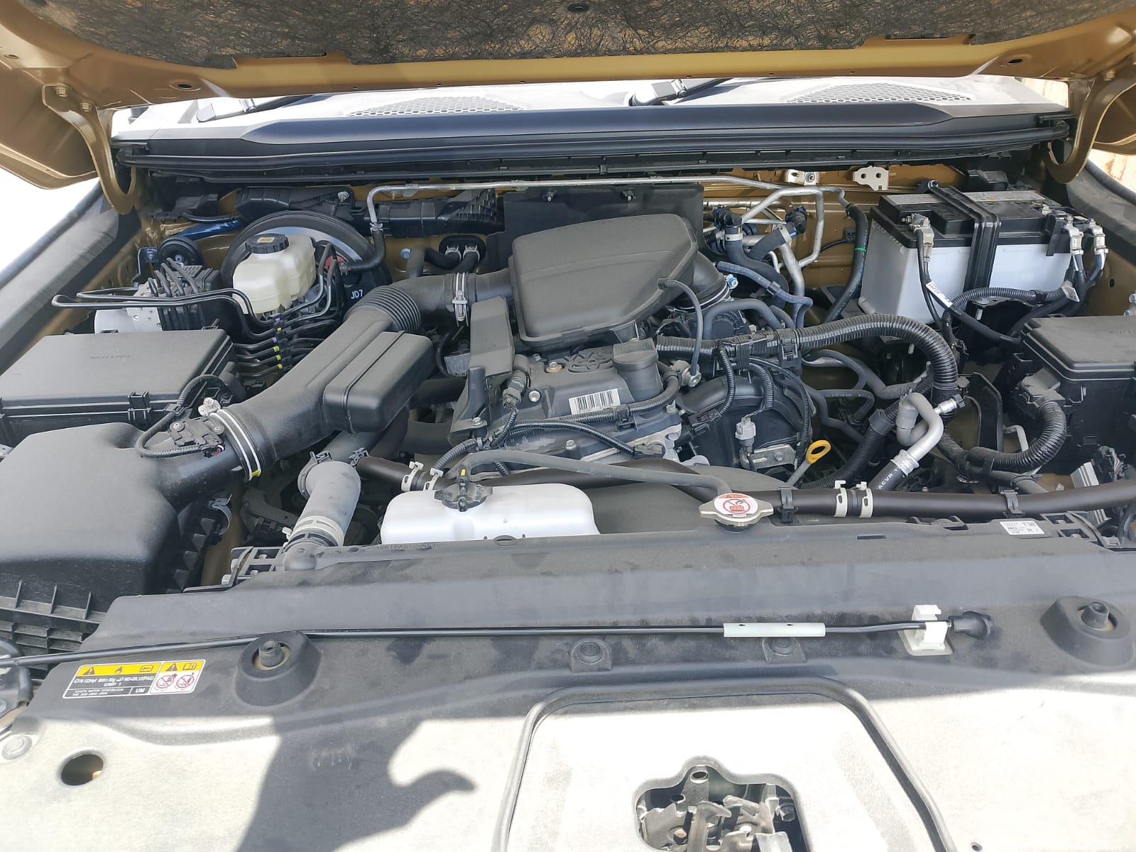 Vehicle photo 7