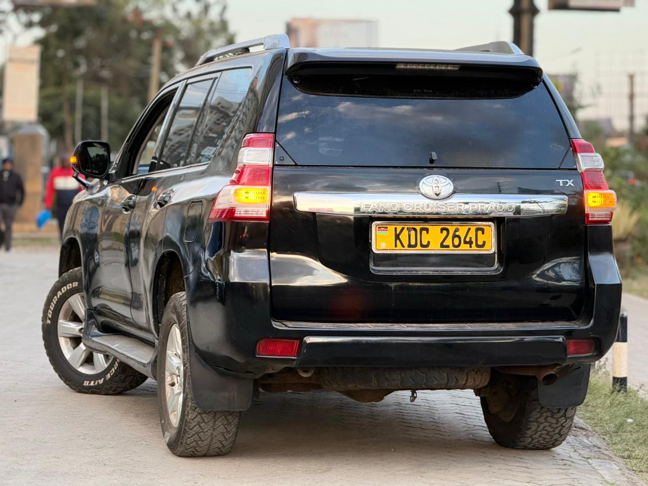 Vehicle photo 2