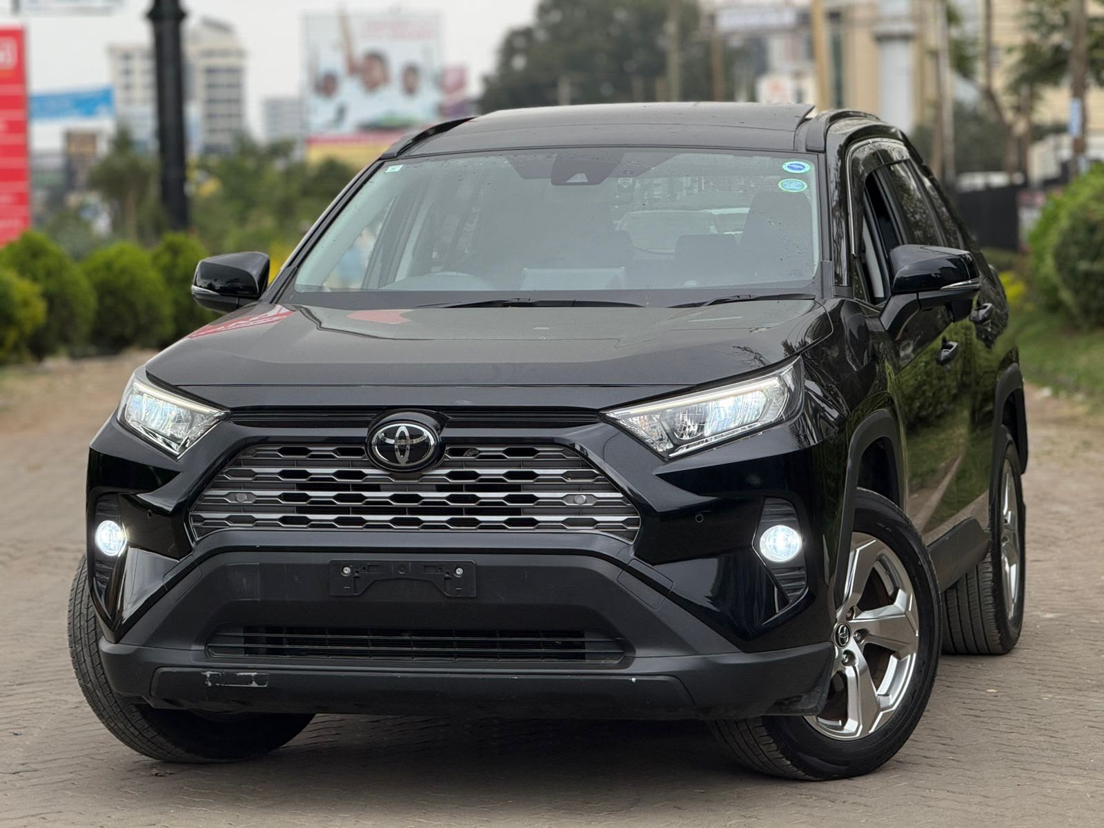 Vehicle photo 3