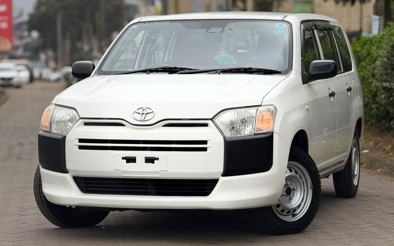 Vehicle photo 3