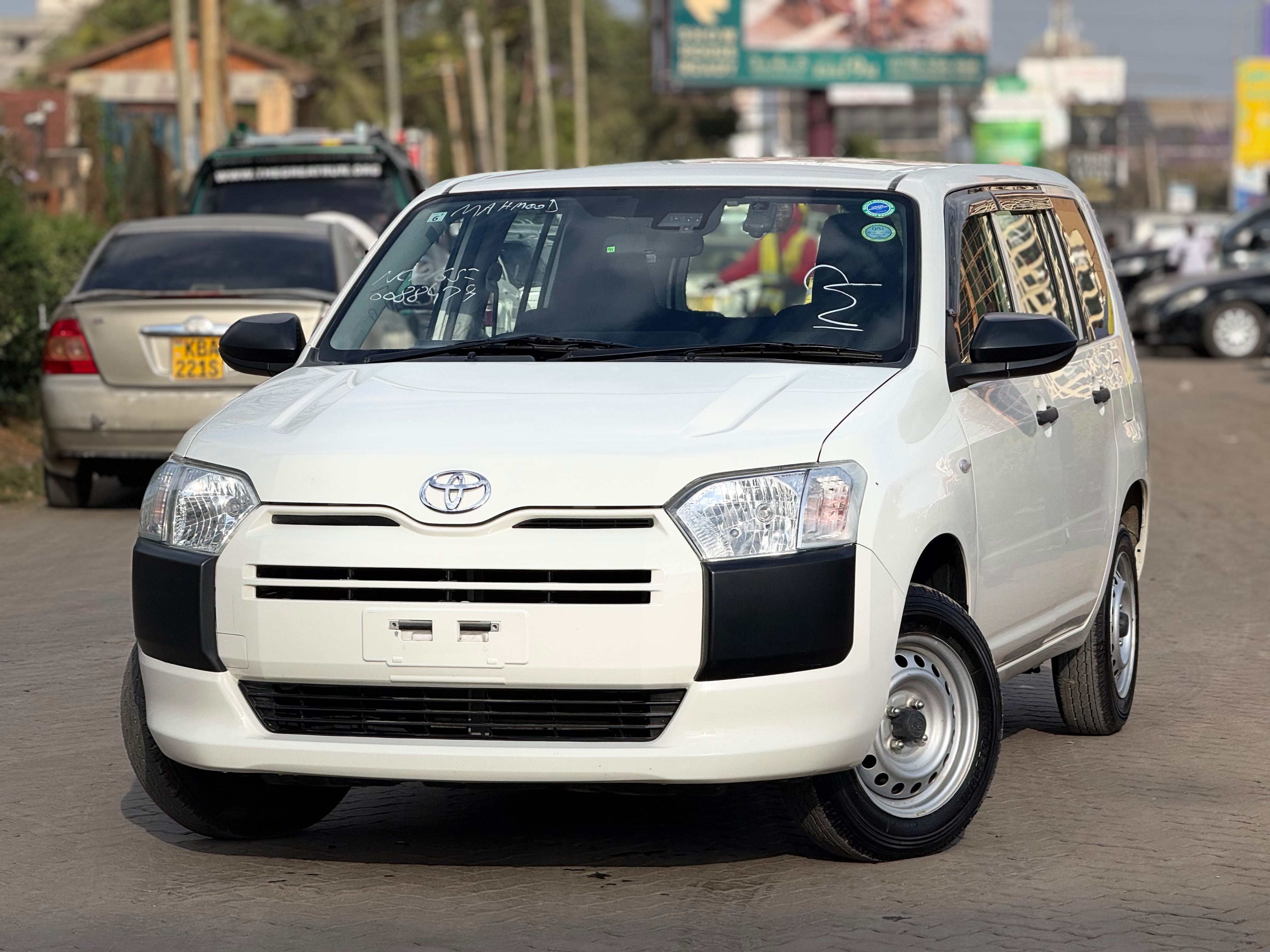 Vehicle photo 3