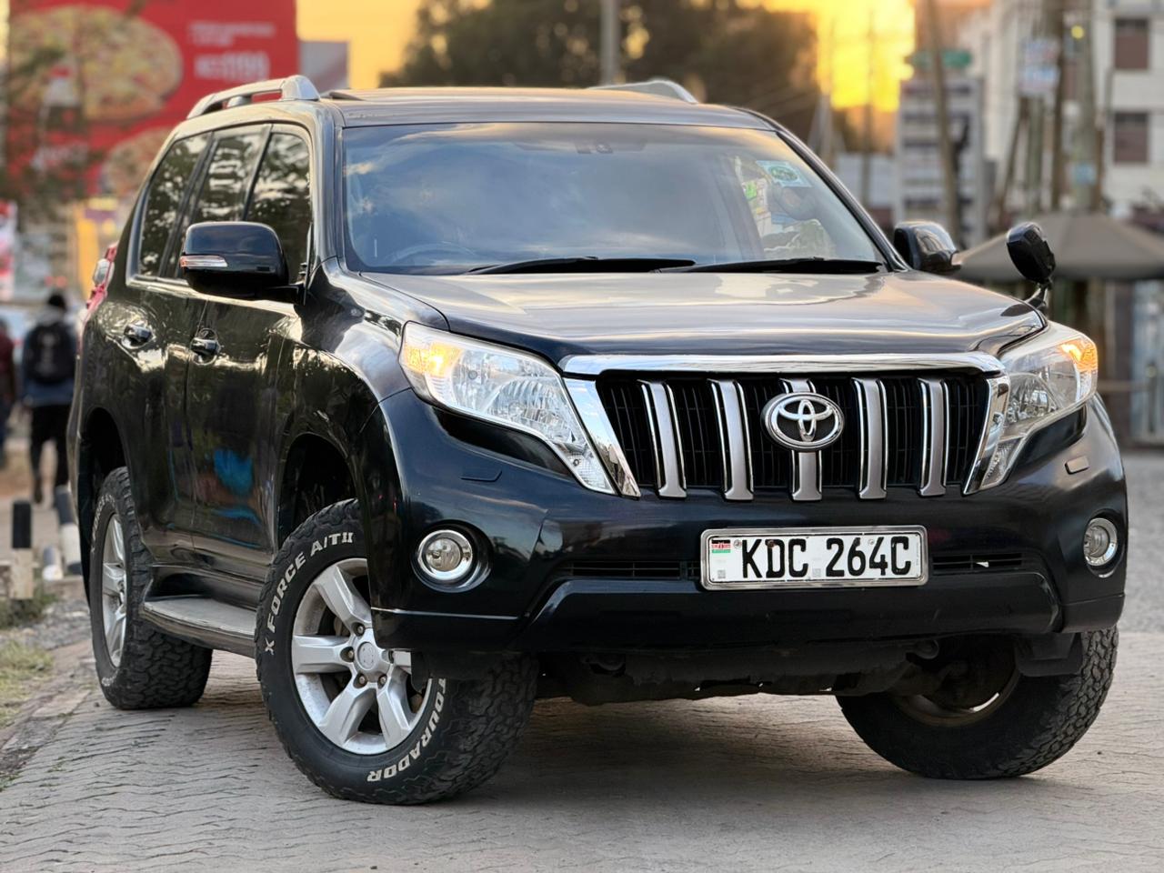 TOYOTA LANDCRUISER PRADO