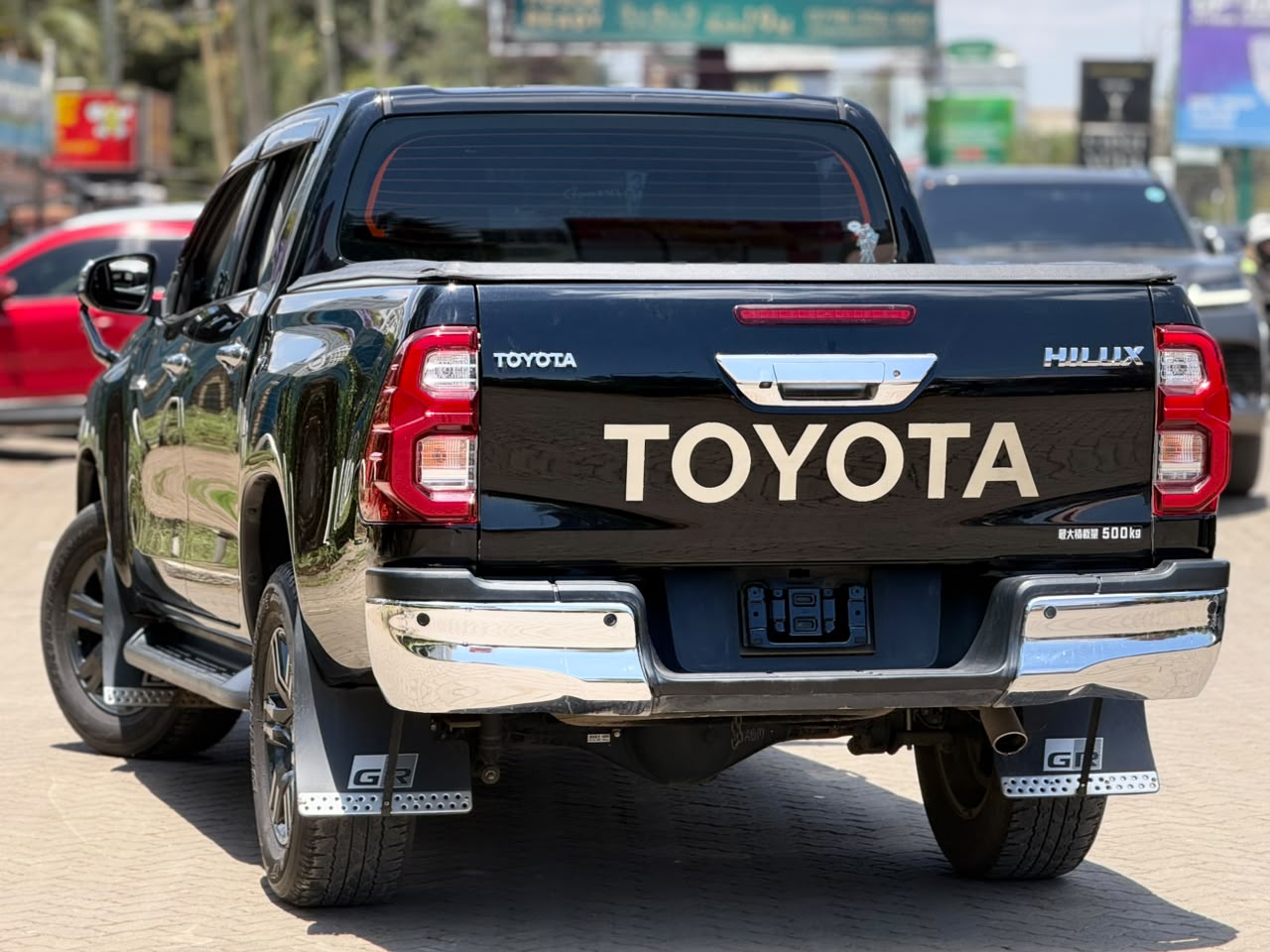 Vehicle photo 2