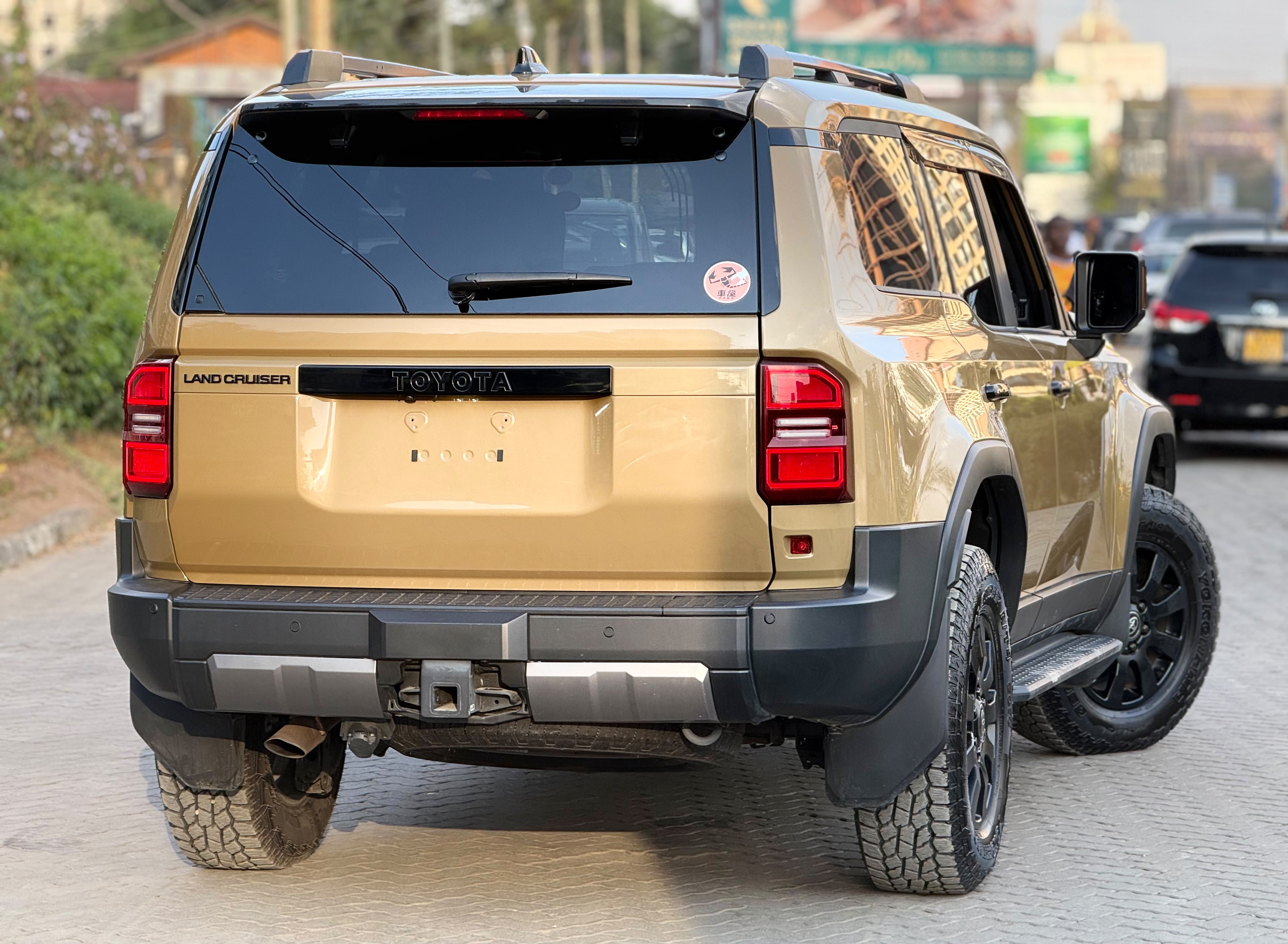 Vehicle photo 2