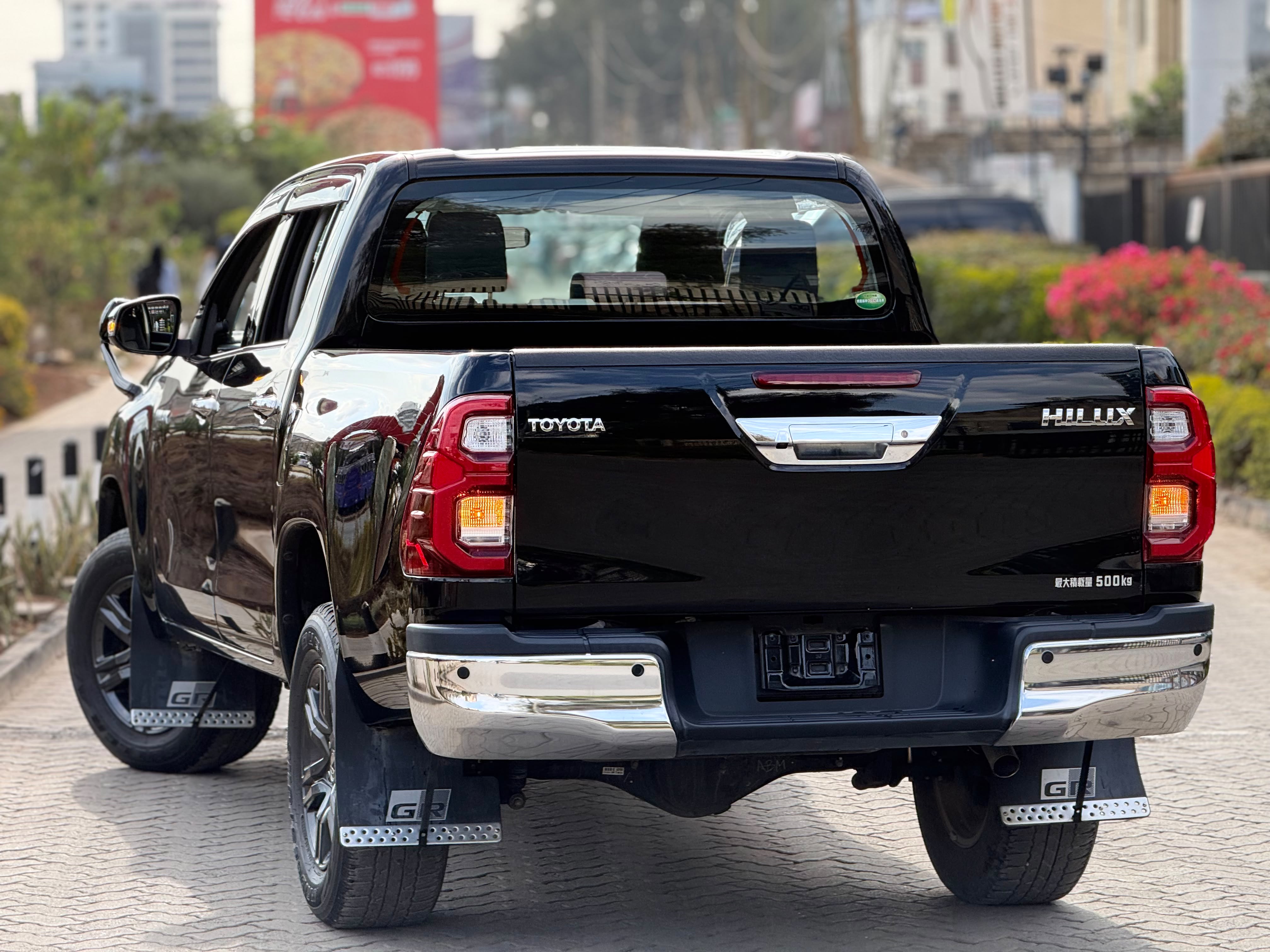 Vehicle photo 4